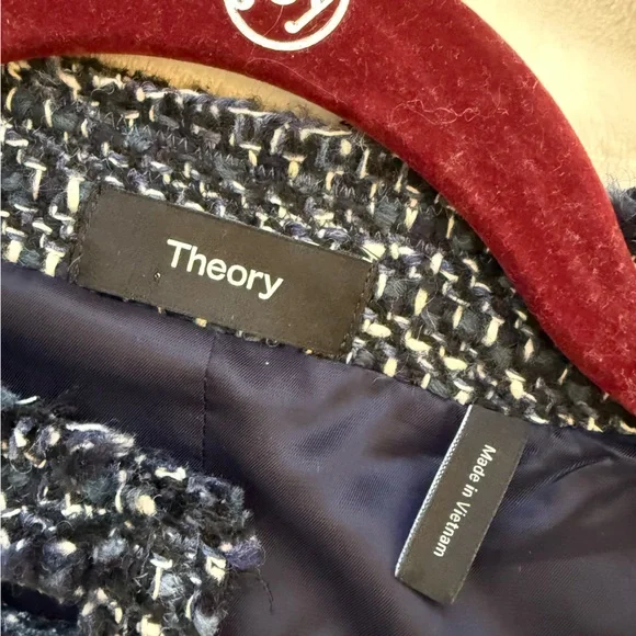 Theory New Blue & White Tweed Cropped Collarless Jacket Size 10 - Picture 8 of 13